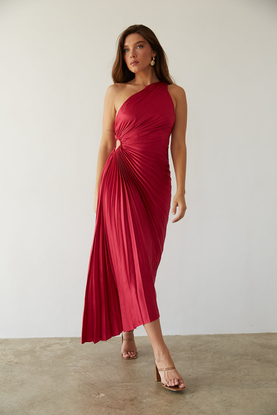 Women's Pleated Maxi Dress - One Shoulder Ruched Asymmetric Hem ...